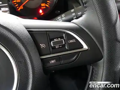 Suzuki Jimny 2024 1.5 Автомат в Москве № 257536, миниатюра 10