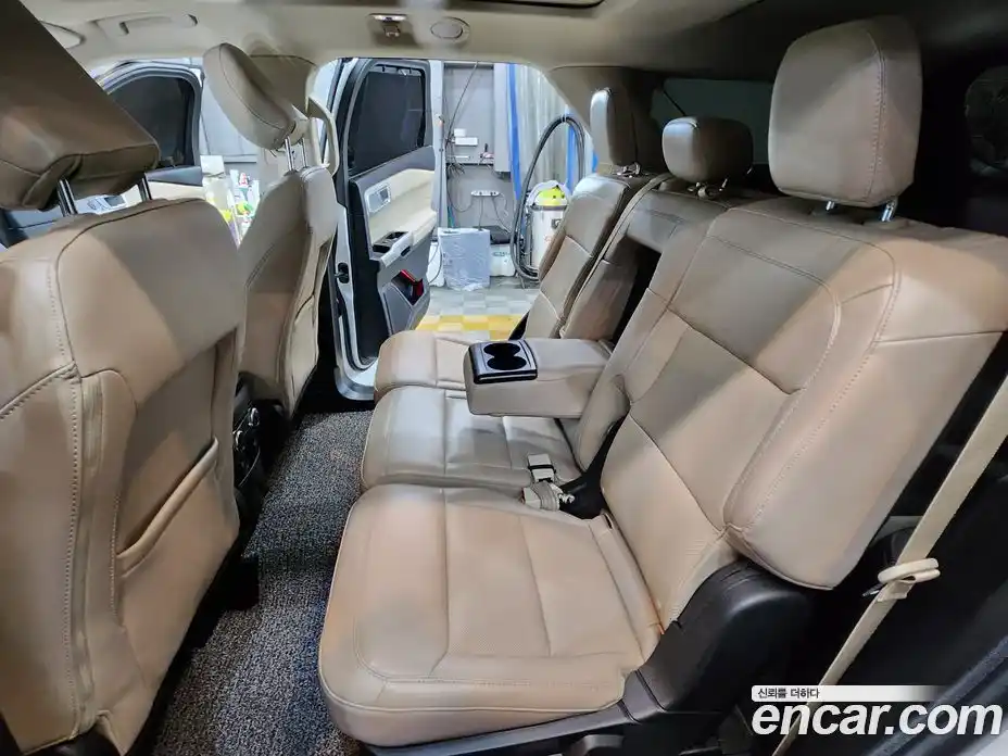 Ford Explorer 2024 2.3 Автомат в Москве № 259135, фото 1