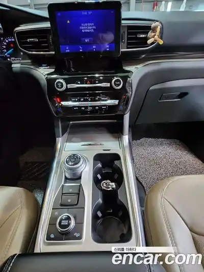 Ford Explorer 2024 2.3 Автомат в Москве № 259135, миниатюра 5