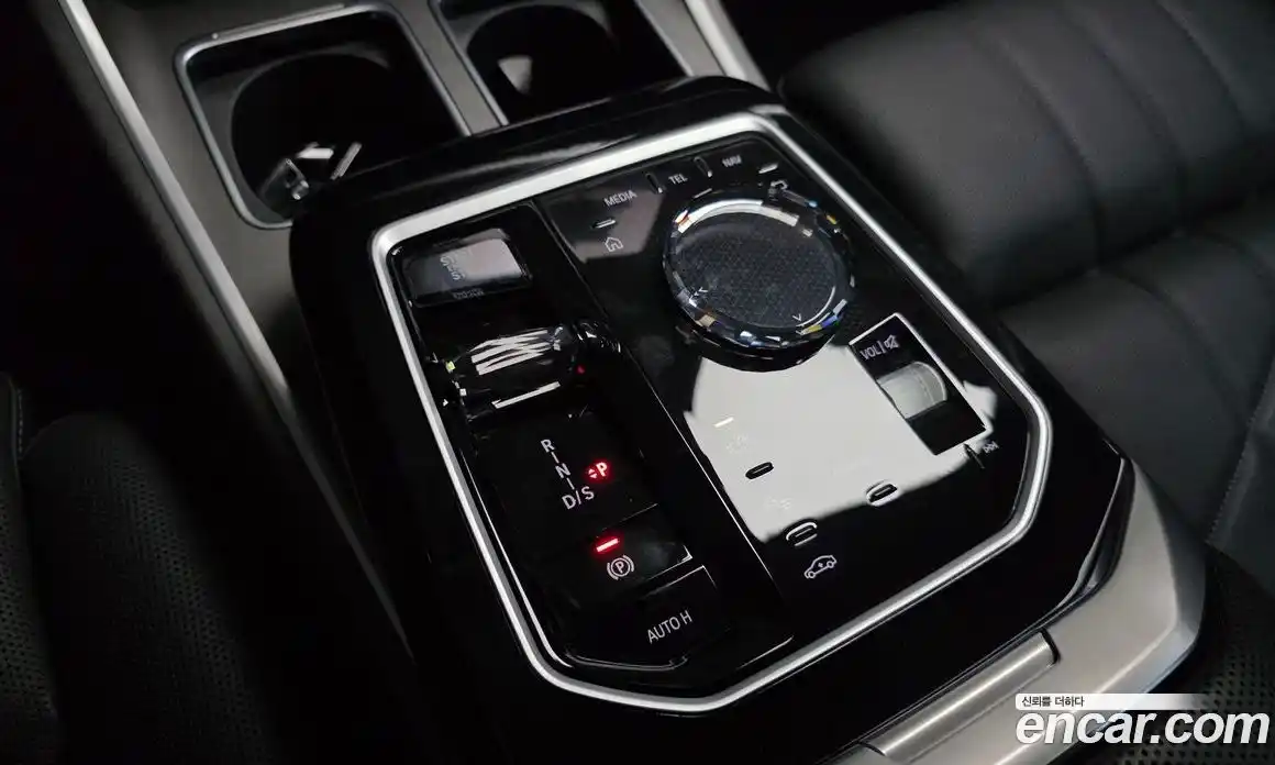 BMW 7-Series 2023 3.0 Автомат в Москве № 259169, фото 3