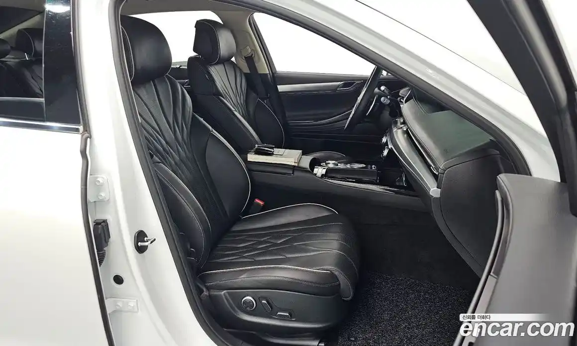 Genesis G80 2022 2.5 Автомат в Москве № 26252, фото 10