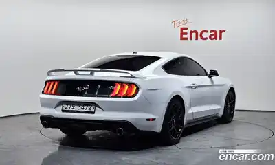 Ford Mustang 2018 2.3 Автомат в Москве № 273430, миниатюра 2