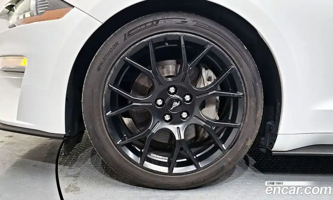 Ford Mustang 2018 2.3 Автомат в Москве № 273430, фото 5