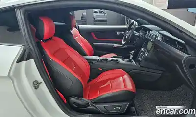 Ford Mustang 2018 2.3 Автомат в Москве № 273430, миниатюра 10