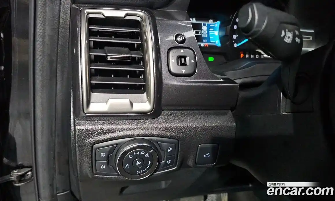 Ford Ranger 2021 2.0 Автомат в Москве № 273442, фото 19