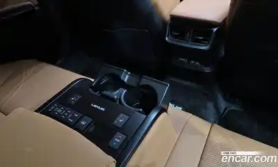 Lexus ES 2024 2.5 Автомат в Москве № 275325, миниатюра 12