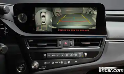 Lexus ES 2024 2.5 Автомат в Москве № 275325, миниатюра 3