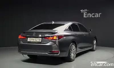 Lexus ES 2024 2.5 Автомат в Москве № 275325, миниатюра 7
