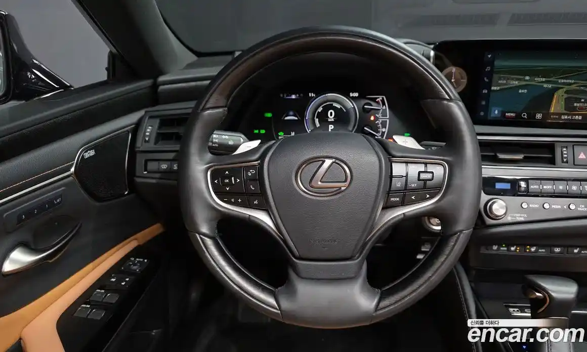 Lexus ES 2024 2.5 Автомат в Москве № 275325, фото 10