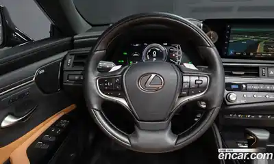 Lexus ES 2024 2.5 Автомат в Москве № 275325, миниатюра 10