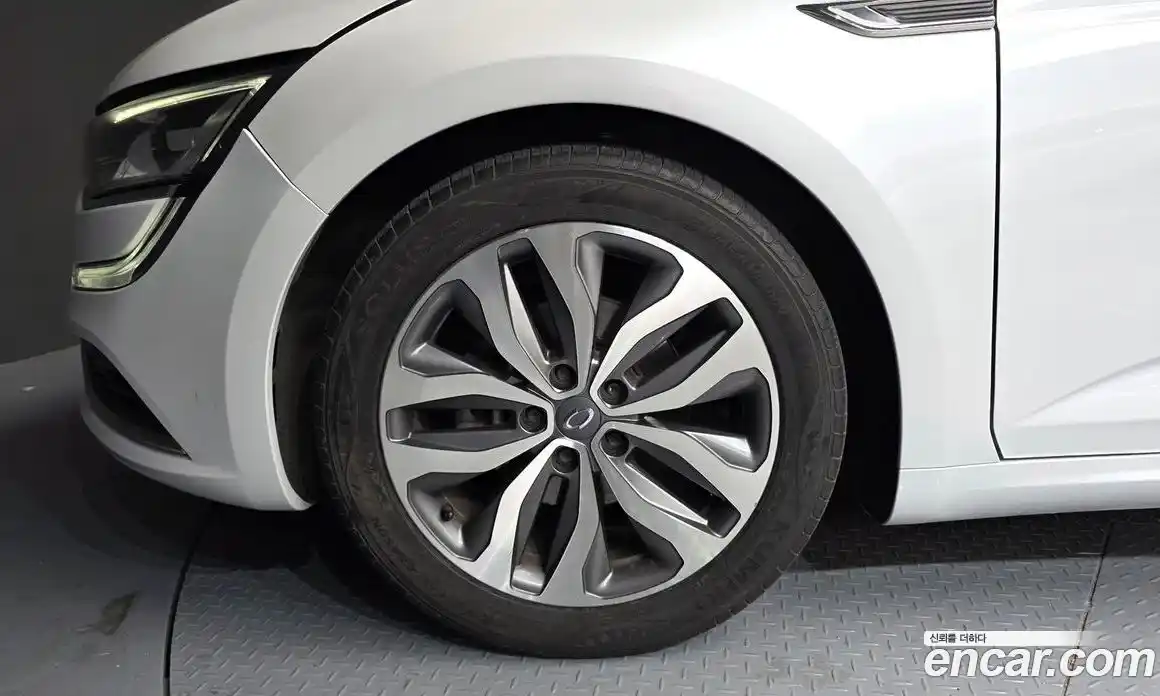 Renault SM6 2016 2.0 Автомат в Москве № 276056, фото 13