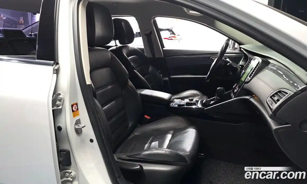 Renault SM6 2016 2.0 Автомат в Москве № 276056, фото 14