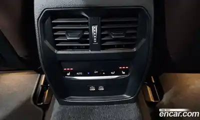 BMW i4 2023 0.2 Автомат в Москве № 279932, миниатюра 2