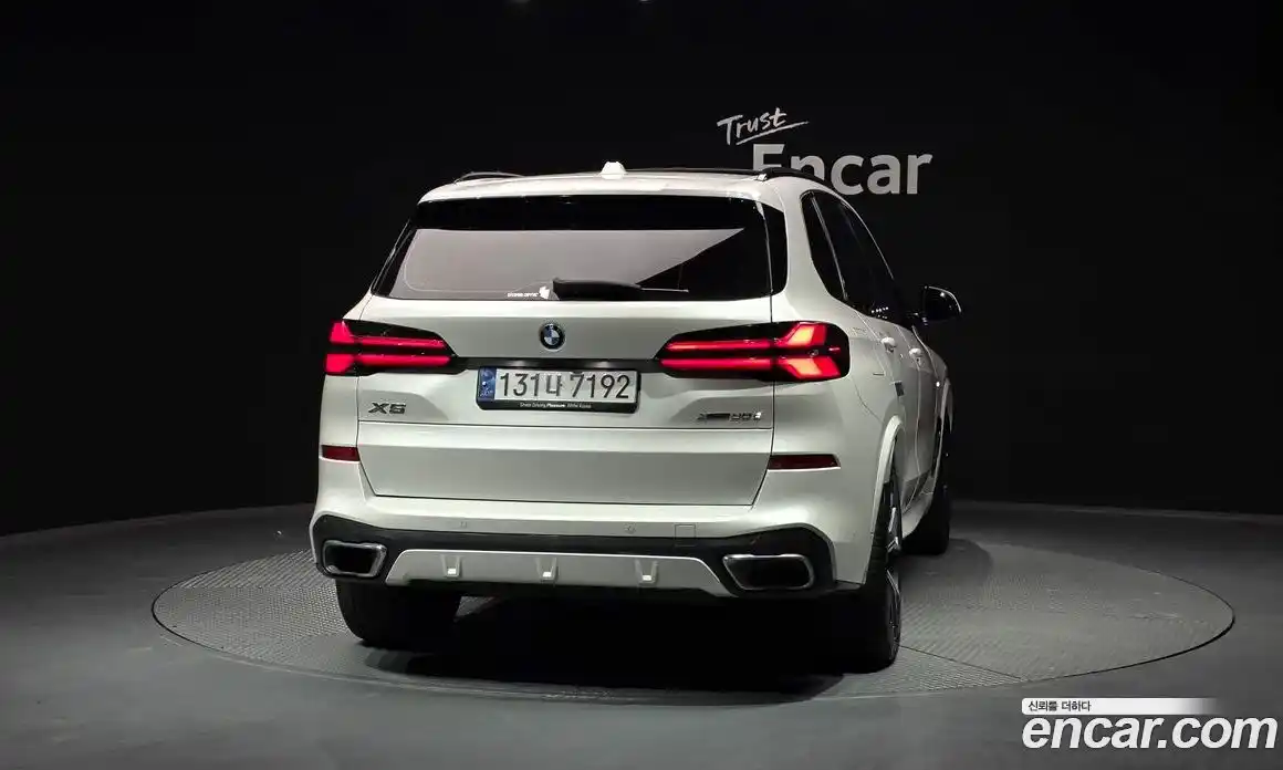 BMW X5 2024 3.0 Автомат в Москве № 280046, фото 1