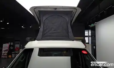 Hyundai Staria, 2023