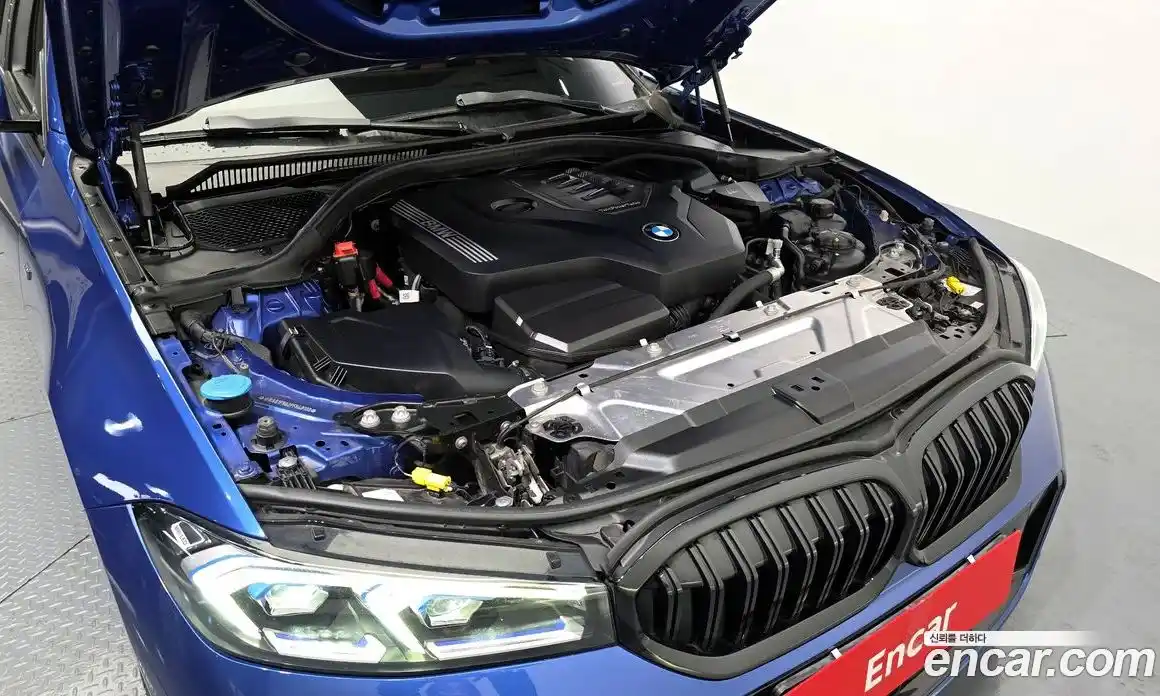 BMW 3-Series 2023 2.0 Автомат в Москве № 282384, фото 5