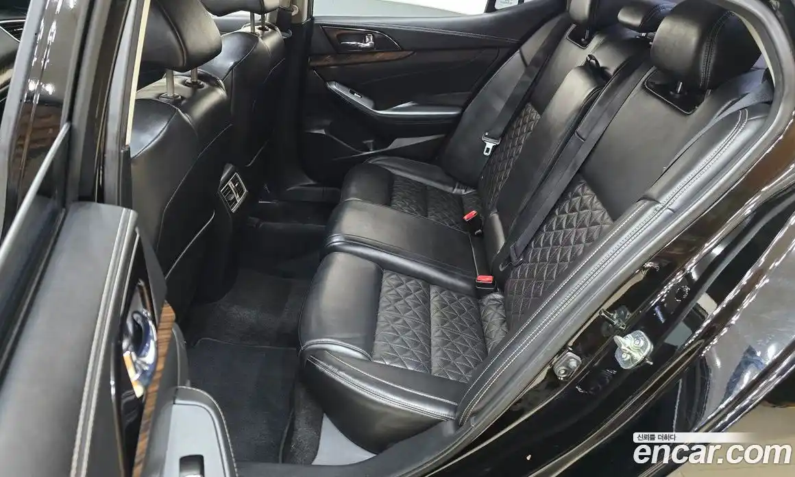 Nissan Maxima 2016 3.5 Автомат в Москве № 285022, фото 13