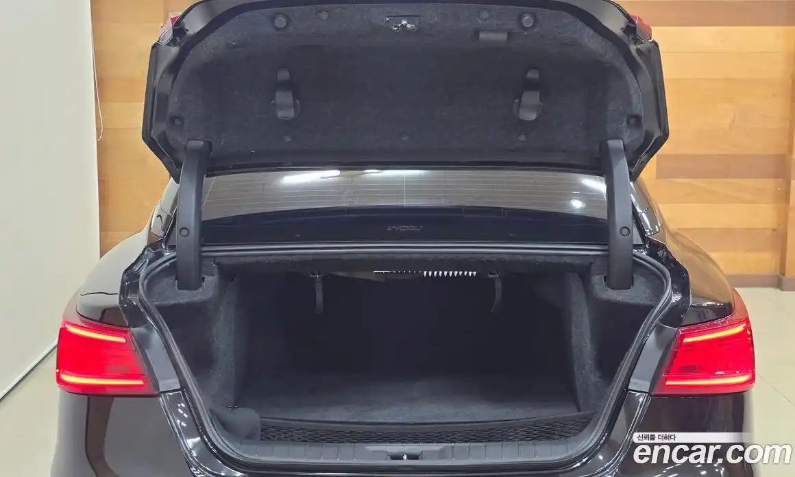 Nissan Maxima 2016 3.5 Автомат в Москве № 285022, фото 19