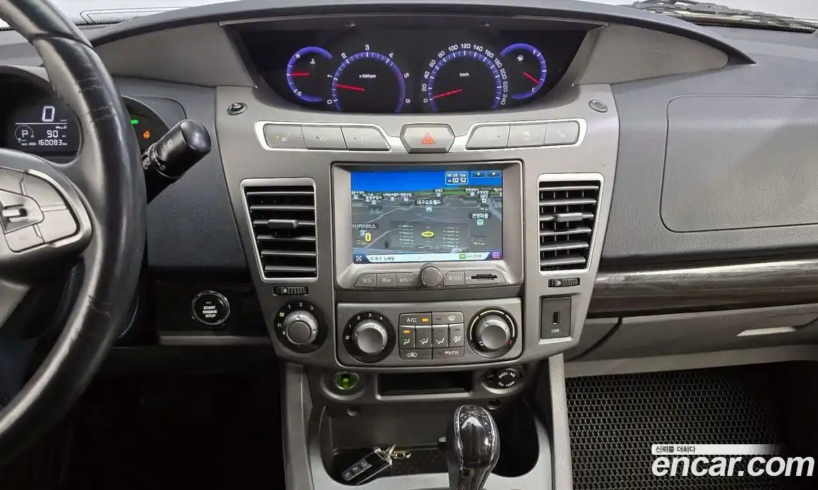 SsangYong Korando 2016 2.2 Автомат в Москве № 28648, фото 16