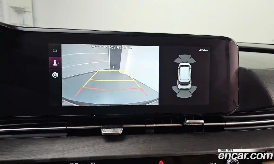 Kia Canival 2023 2.2 Автомат в Москве № 288386, фото 17