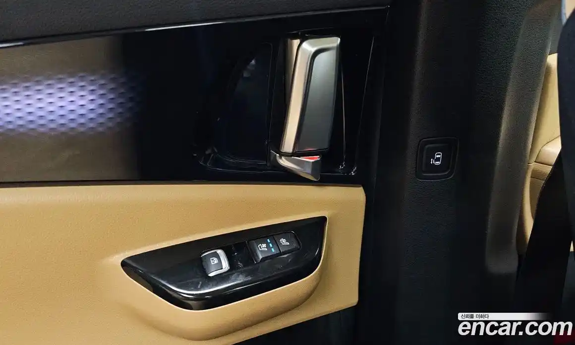 Kia Canival 2023 2.2 Автомат в Москве № 288386, фото 6