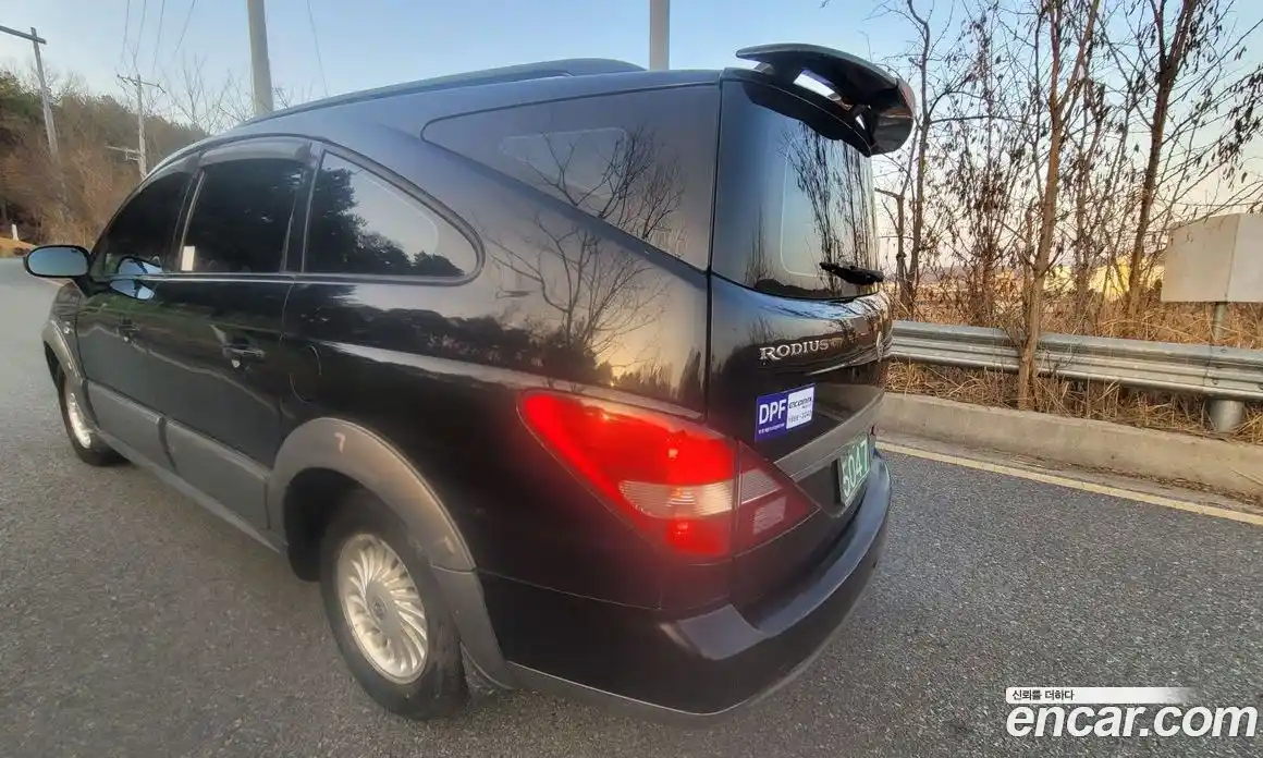 SsangYong Rodius 2005 2.7 Автомат в Москве № 28856, фото 5