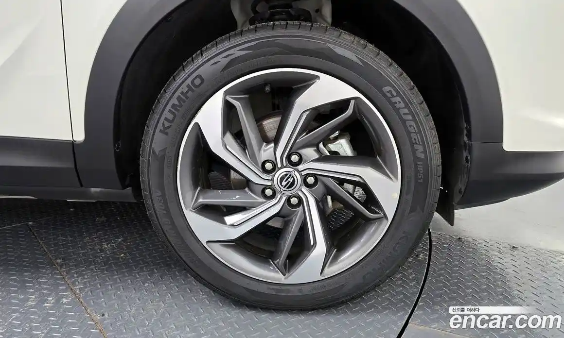 SsangYong Korando 2022 1.5 Автомат в Москве № 290603, фото 16