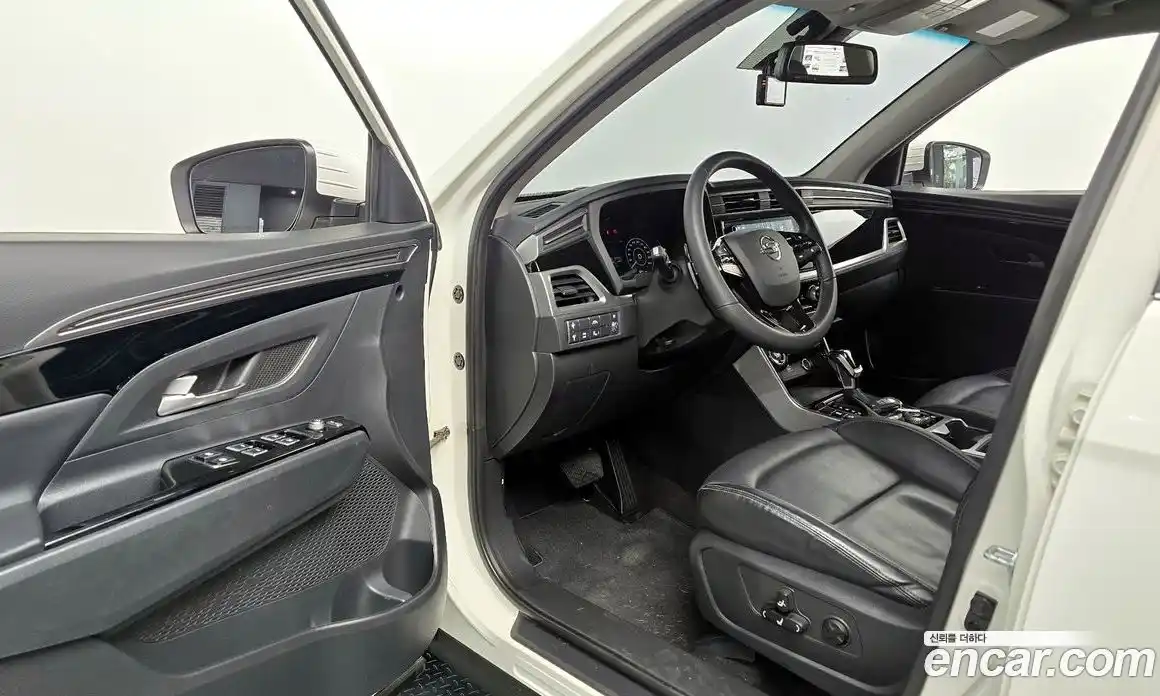 SsangYong Korando 2022 1.5 Автомат в Москве № 290603, фото 9
