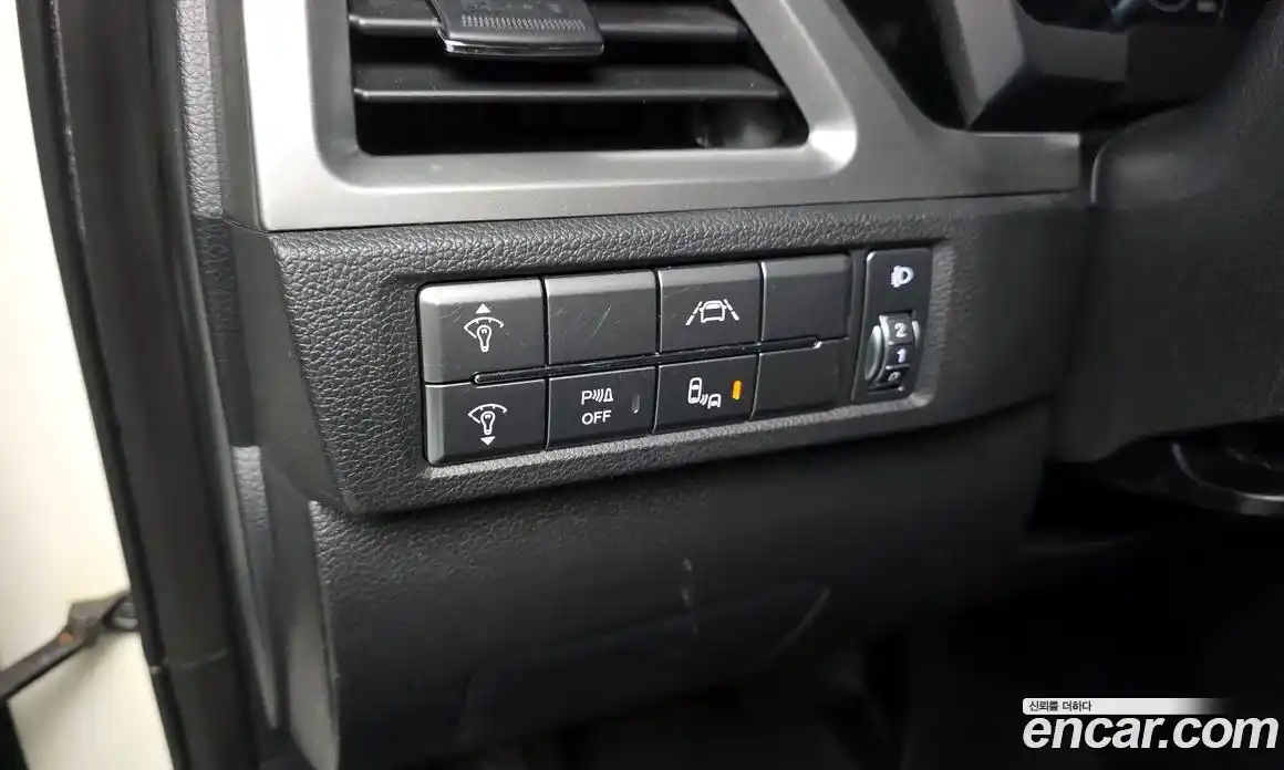 SsangYong Korando 2022 1.5 Автомат в Москве № 290603, фото 10