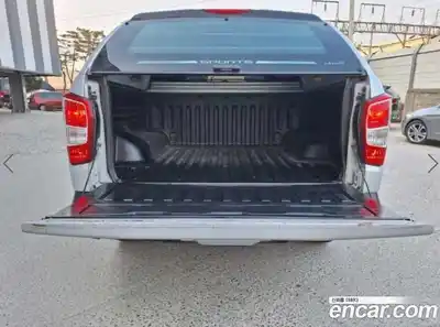 SsangYong Rexton 2018 2.2 Автомат в Москве № 291911, миниатюра 5