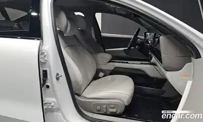 Hyundai Ioniq 6 2025 0.1 Автомат в Москве № 303841, миниатюра 4
