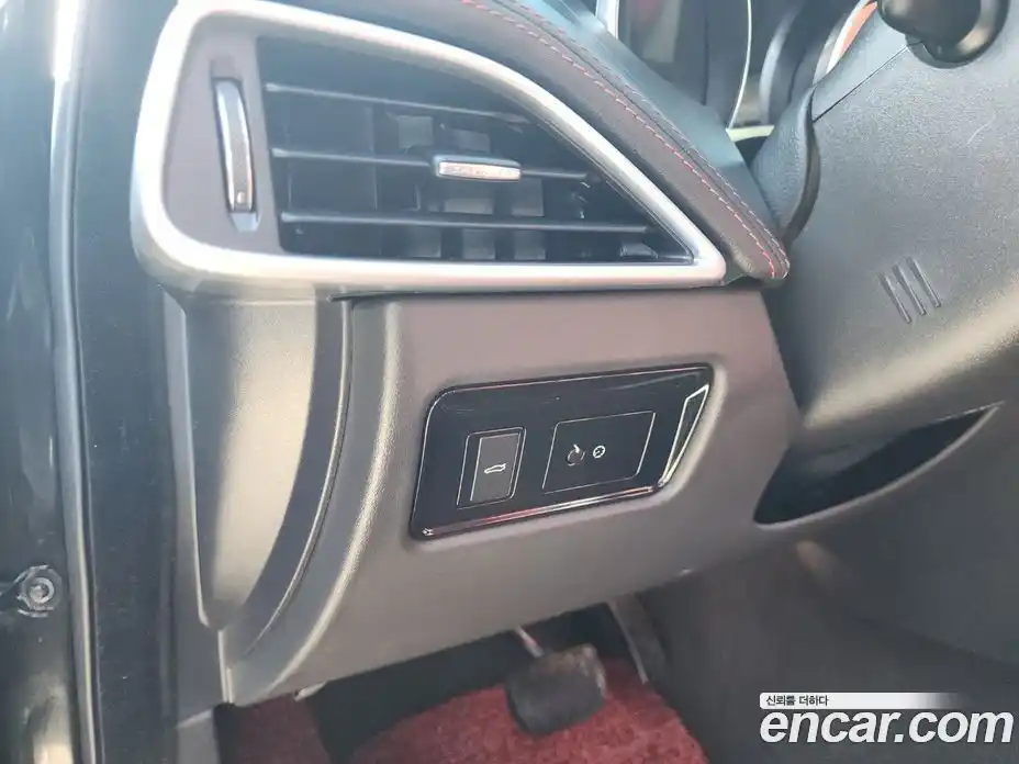 Jaguar XE 2017 2.0 Автомат в Москве № 305190, фото 15