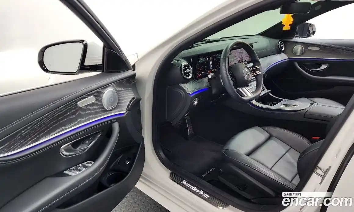 Mercedes-Benz E-Class 2021 2.0 Автомат в Москве № 308149, фото 6