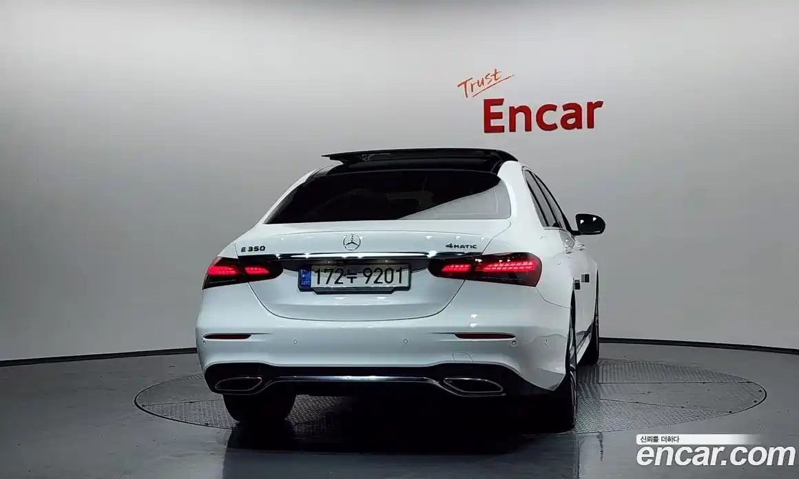 Mercedes-Benz E-Class 2021 2.0 Автомат в Москве № 308149, фото 8