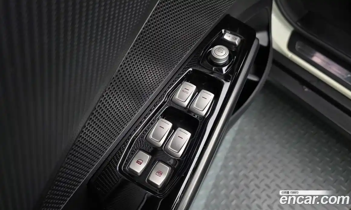 SsangYong TIBOLI 2017 1.6 Автомат в Москве № 31562, фото 18