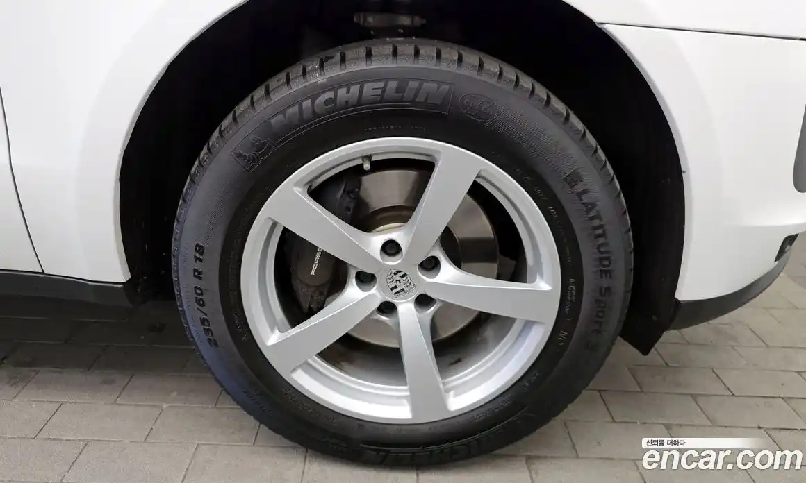 Porsche Macan 2021 2.0 Автомат в Москве № 326368, фото 16