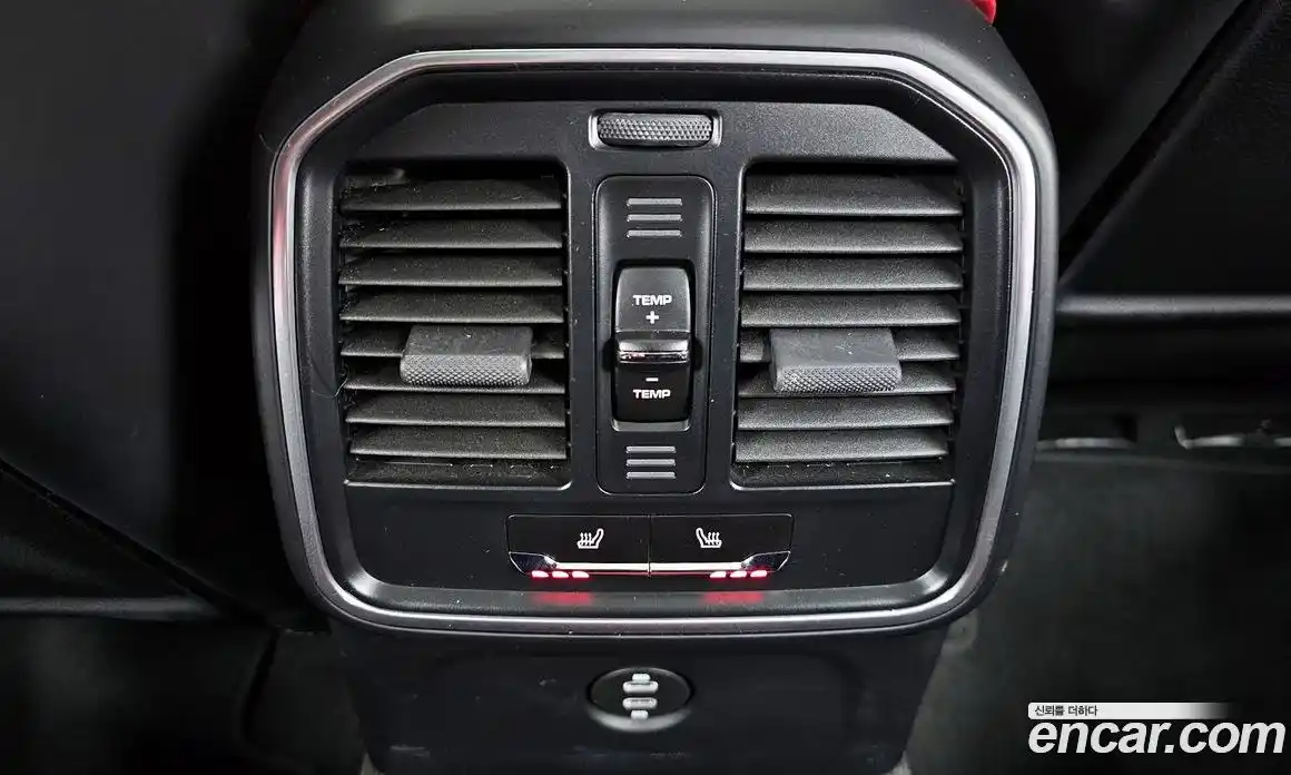 Porsche Macan 2021 2.0 Автомат в Москве № 326368, фото 19