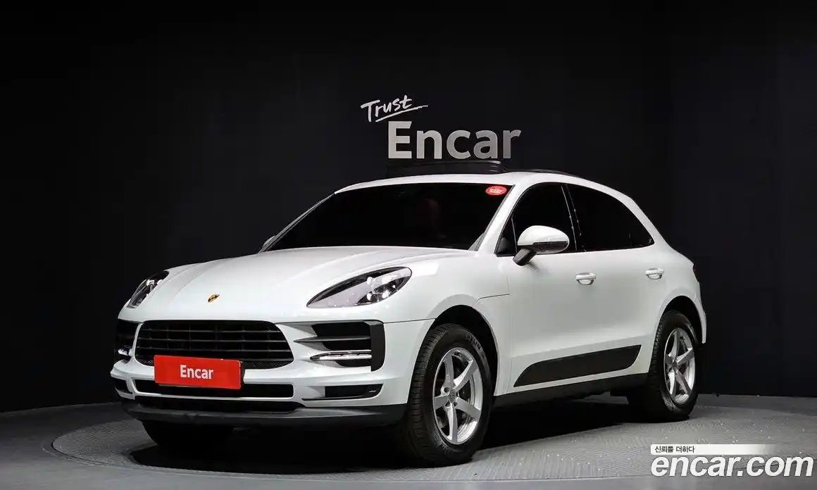 Porsche Macan 2021 2.0 Автомат в Москве № 326368, фото 5