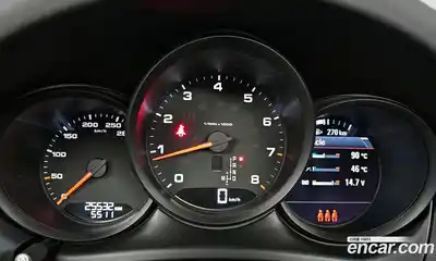 Porsche Macan 2021 2.0 Автомат в Москве № 326368, миниатюра 8