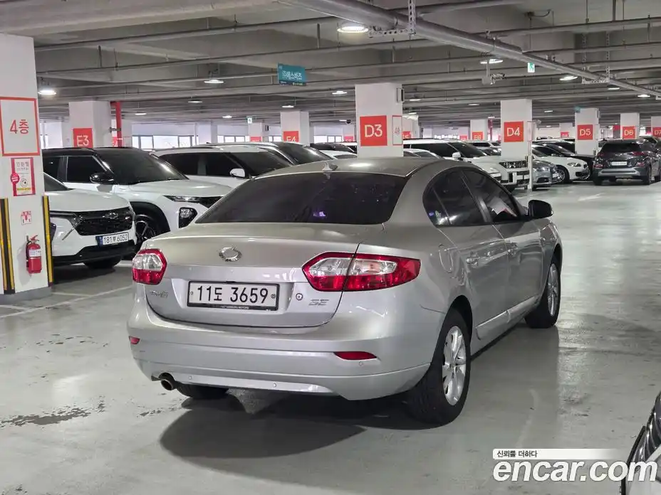 Renault SM3 2016 1.6 Автомат в Москве № 329140, фото 5