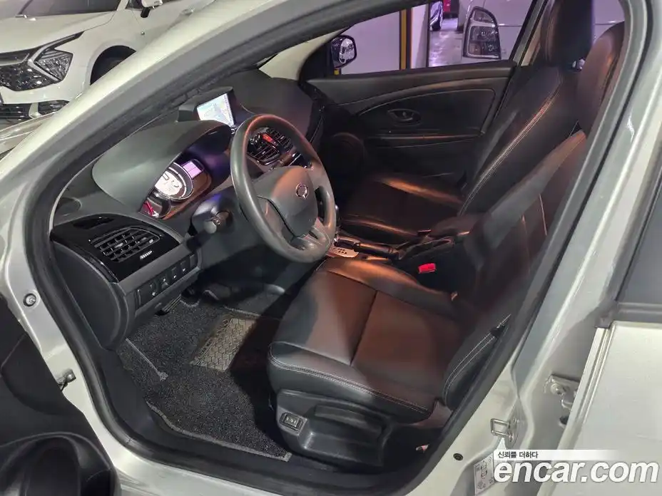 Renault SM3 2016 1.6 Автомат в Москве № 329140, фото 6