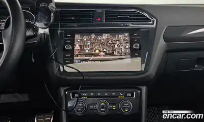 Volkswagen Tiguan 2020 2.0 Автомат в Москве № 329865, миниатюра 10