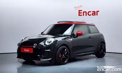 Mini Cooper 2019 2.0 Автомат в Москве № 334292, миниатюра 12