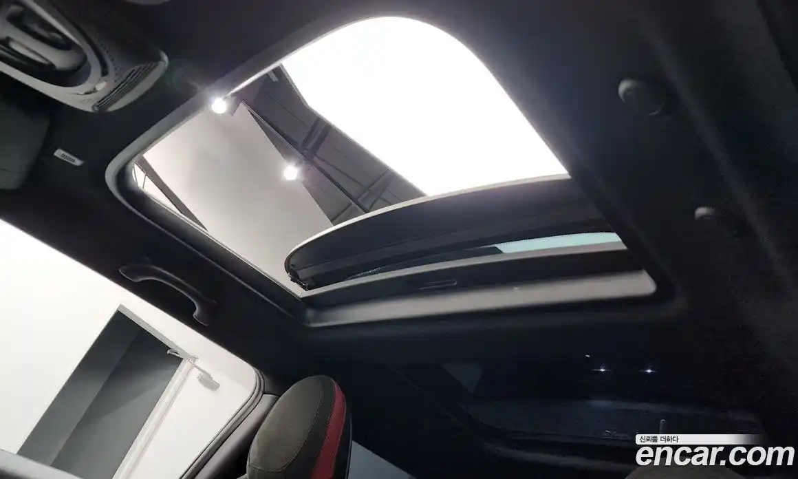 Mini Cooper 2019 2.0 Автомат в Москве № 334292, фото 7