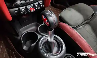 Mini Cooper 2019 2.0 Автомат в Москве № 334292, миниатюра 10