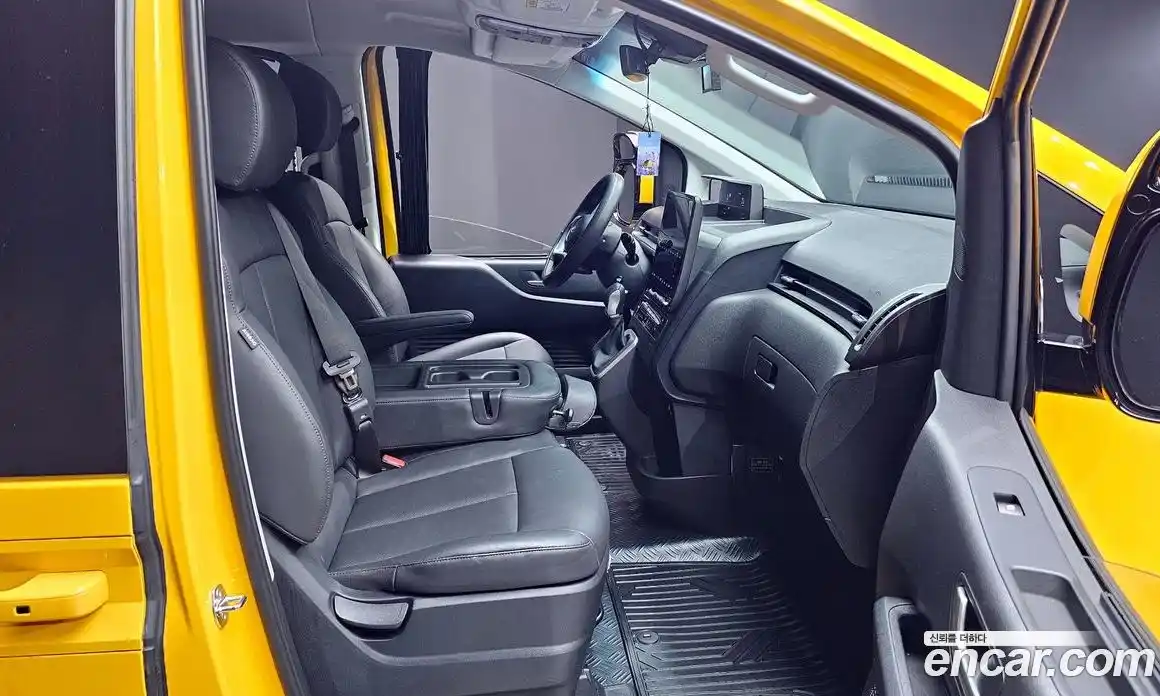 Hyundai Staria 2025 3.5 Автомат в Москве № 334362, фото 16