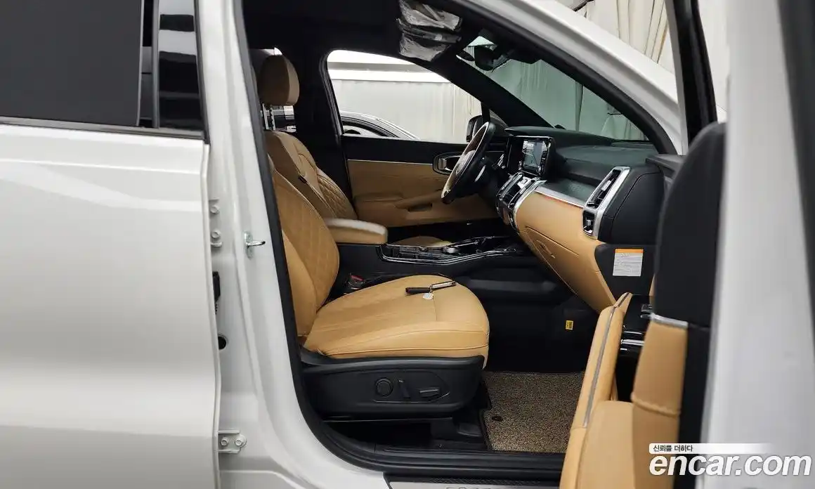 Kia Sorento 2023 1.6 Автомат в Москве № 339009, фото 11