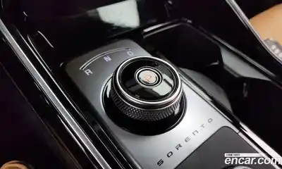 Kia Sorento 2023 1.6 Автомат в Москве № 339009, миниатюра 9