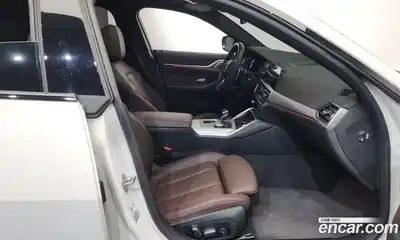 BMW 4-Series 2023 2.0 Автомат в Москве № 361245, миниатюра 11