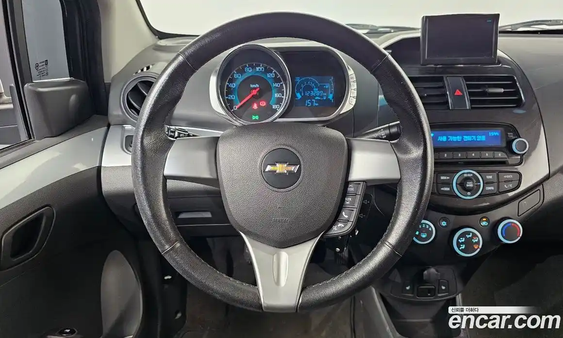 Chevrolet Spark 2014 1.0 Механическая в Москве № 38350, фото 13